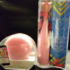 Foreo Luna fofo & Issa play brush